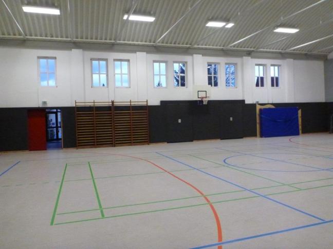 Turnhalle vorher